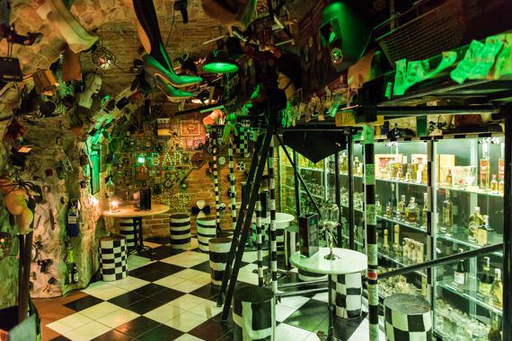 Absinth bar