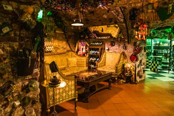 Absinth bar
