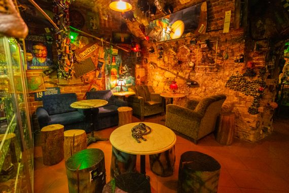 Absinth bar
